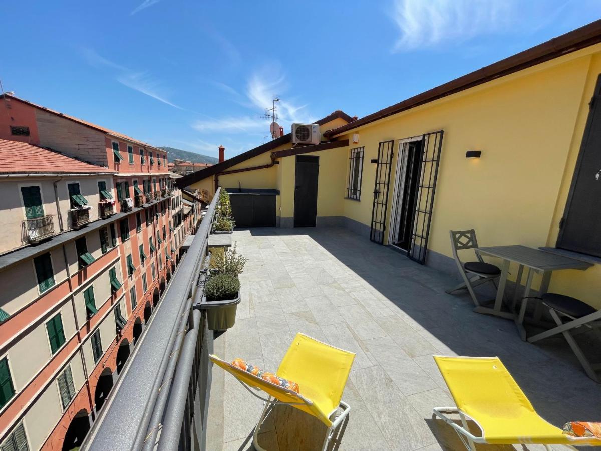 Sun Luxury Apartment In Centro Storico Chiavari Esterno foto