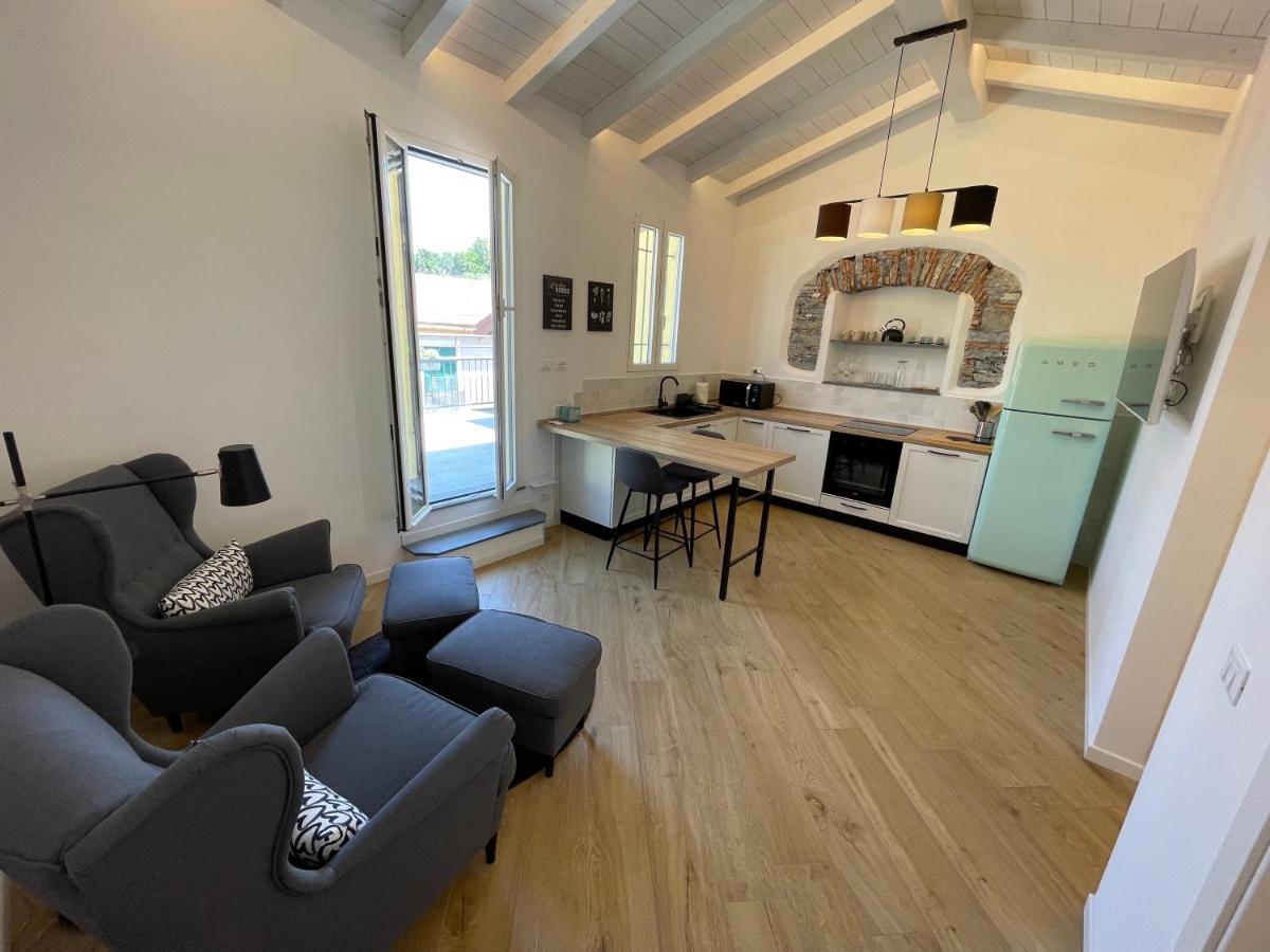 Sun Luxury Apartment In Centro Storico Chiavari Esterno foto